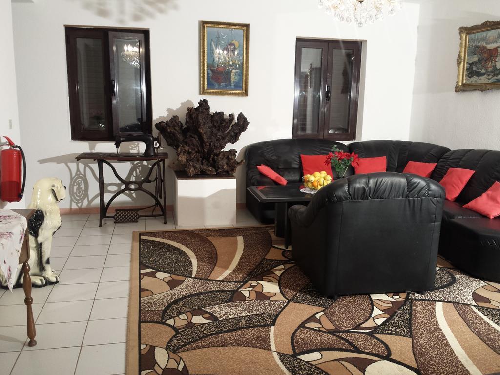 Apartments "Villa Mungos" Собра Экстерьер фото