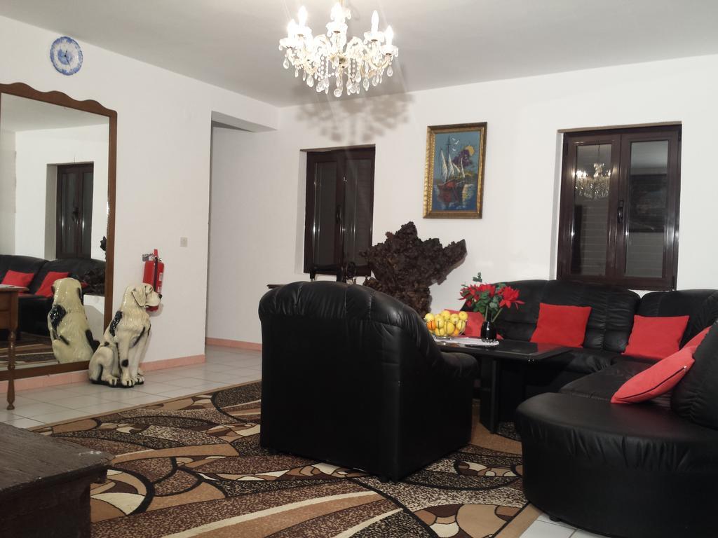 Apartments "Villa Mungos" Собра Экстерьер фото